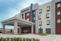 una representación de la parte delantera de un hotel de Cranbourne en Hampton Inn Weslaco, en Weslaco