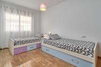 Postel nebo postele na pokoji v ubytování Vivienda con piscina