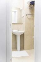 A bathroom at Comodo y agradable estudio en Madrid centro A5