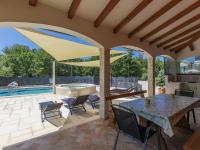 Bazén v ubytovaní Holiday Home Villa Amaii by Interhome alebo v jeho blízkosti