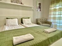 Posteľ alebo postele v izbe v ubytovaní Marina Panorama Apartment & Garage