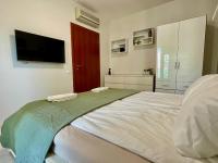 Posteľ alebo postele v izbe v ubytovaní Marina Panorama Apartment & Garage