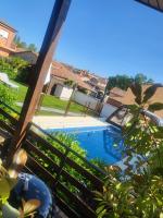 Bazén v ubytování CON PISCINA CLIMATIZADA SANSIL RURAL Atapuerca nebo v jeho okolí