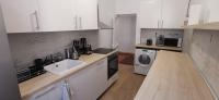 Kuchnia lub aneks kuchenny w obiekcie Appartements et studio rénovés en 2022, Intra Muros Avignon