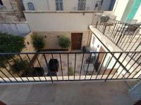 Balkon lub taras w obiekcie Appartements et studio rénovés en 2022, Intra Muros Avignon