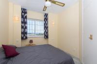 Posteľ alebo postele v izbe v ubytovaní Lovely 2 bed apt overlooking golf