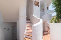 Plán poschodí v ubytovaní Lovely 2 bed apt overlooking golf