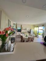 Кухня или мини-кухня в Villa Marina B&B
