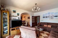 Televízia a/alebo spoločenská miestnosť v ubytovaní Apartment Tri Zala 4432b