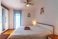 Posteľ alebo postele v izbe v ubytovaní Apartment Tri Zala 4432b