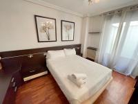 Postel nebo postele na pokoji v ubytování Apartamento Reyes de España / Free Parking & Wi Fi