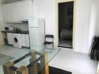 Kuchyň nebo kuchyňský kout v ubytování Apartamento en plaza callao Madrid
