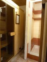 Un ba&ntilde;o de Les 4 saisons - luxury 3-bed apt with sauna