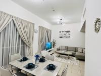 Posezení v ubytování INA Homes-BLVD Central 2BHK Apartment near Burj Khalifa