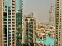 Bazén v ubytování INA Homes-BLVD Central 2BHK Apartment near Burj Khalifa nebo v jeho okolí