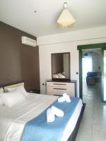 Posteľ alebo postele v izbe v ubytovaní Holiday Nest & parking