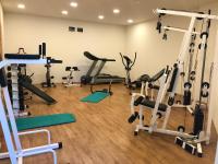 Posilňovňa alebo fitness centrum v ubytovaní Eleftheria Hotel