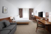 Televízia a/alebo spoločenská miestnosť v ubytovaní K+K Hotel Opera