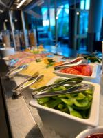 Jídlo v hotelu nebo okolí