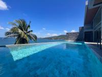 Bazén v ubytování Kamala Beach卡马拉海滩 6卧室泳池别墅 优秀的海景西海岸位置 含佣人车位接机 nebo v jeho okolí