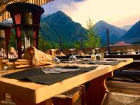 Γενική θέα στο βουνό ή θέα στο βουνό από  αυτό το καταφύγιο