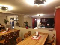 Un lugar para sentarse en Hotel Unterbrunn Apartments & Gästehaus