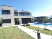 Bazén v ubytovaní Chalet de diseño moderno en Sanxenxo alebo v jeho blízkosti
