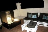 Posedenie v ubytovaní Chalet de diseño moderno en Sanxenxo