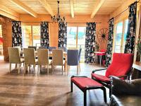 Część wypoczynkowa w obiekcie Góralski Dom - Widokowa Osada Gawlaki Zakopane - Loft Affair