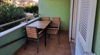 Balkón alebo terasa v ubytovaní Apartment Agava, 200m from Kamenjak, own terrace, garden and parking, new kitchen