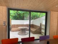 Posedenie v ubytovaní La Petite Auberge Insolite