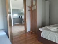 Posteľ alebo postele v izbe v ubytovaní Apartman Lidija Čiovo