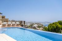 Bazén v ubytování Villa Olivia Mykonos nebo v jeho okolí