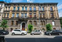 Budova, v ktorej sa apartmán nachádza