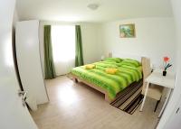 Posteľ alebo postele v izbe v ubytovaní Apartments Žugec