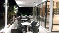 Cosmopolitan Hotelにあるシーティングエリア