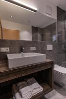 A bathroom at DAS MORITZ- Fine Living Apartments