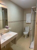 Kúpeľňa v ubytovaní Apartamentos Palacio Azcárate Calle Calvario