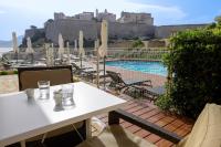 Piscina di Hotel Saint Christophe o nelle vicinanze