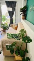 A seating area at Ivy, 4 minutes from the sea