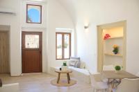 Posezení v ubytování Stoa Cave Villas