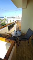 Balkón alebo terasa v ubytovaní Dedalos n3 Sea View apartment-30 metres from the beach