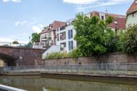 Budynek, w którym mieści się apartament