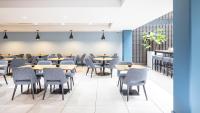 Een restaurant of ander eetgelegenheid bij Holiday Inn Express The Hague - Parliament by IHG