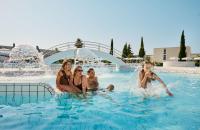 Bazén v ubytování Bluesun Holiday Village Bonaca - Full Board Plus nebo v jeho okolí