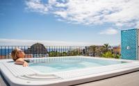 Studios by Aqua Natura Hotelsの敷地内または近くにあるプール