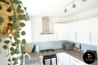 Kuchyň nebo kuchyňský kout v ubytování Bee Stays - Ambleside House