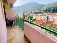 Výhľad na hory alebo výhľad na hory priamo z apartmánu