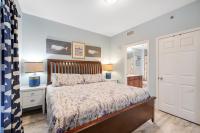 Amazing 1br ocean view condo ! Laketown 1316にあるベッド