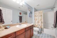 Amazing 1br ocean view condo ! Laketown 1316にあるバスルーム